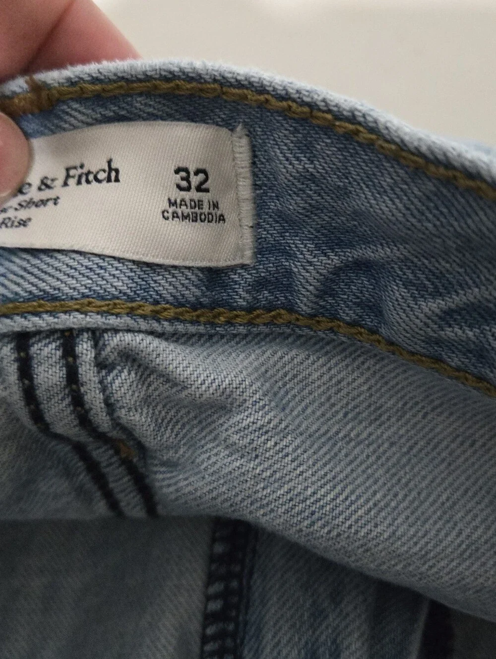 Abercrombie The Loose Fit High Rise Light Wash Distressed Denim Shorts - Size 32